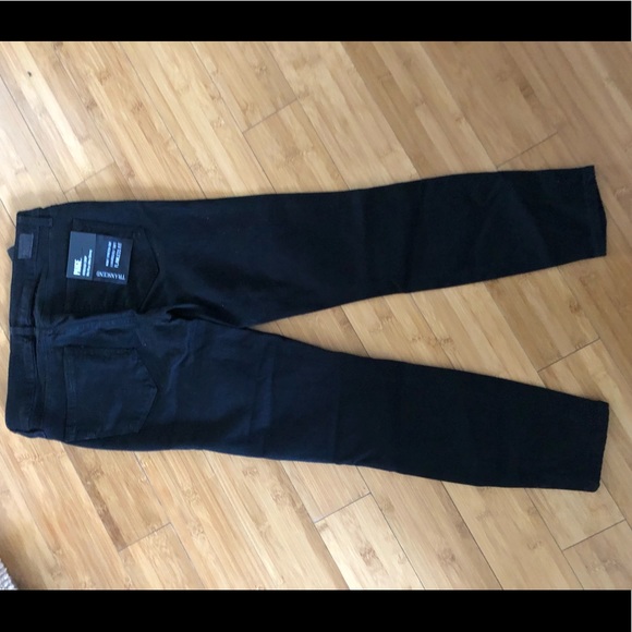 Paige Verdugo Crop Jeans. Black. Size 27. NWT - Picture 6 of 6